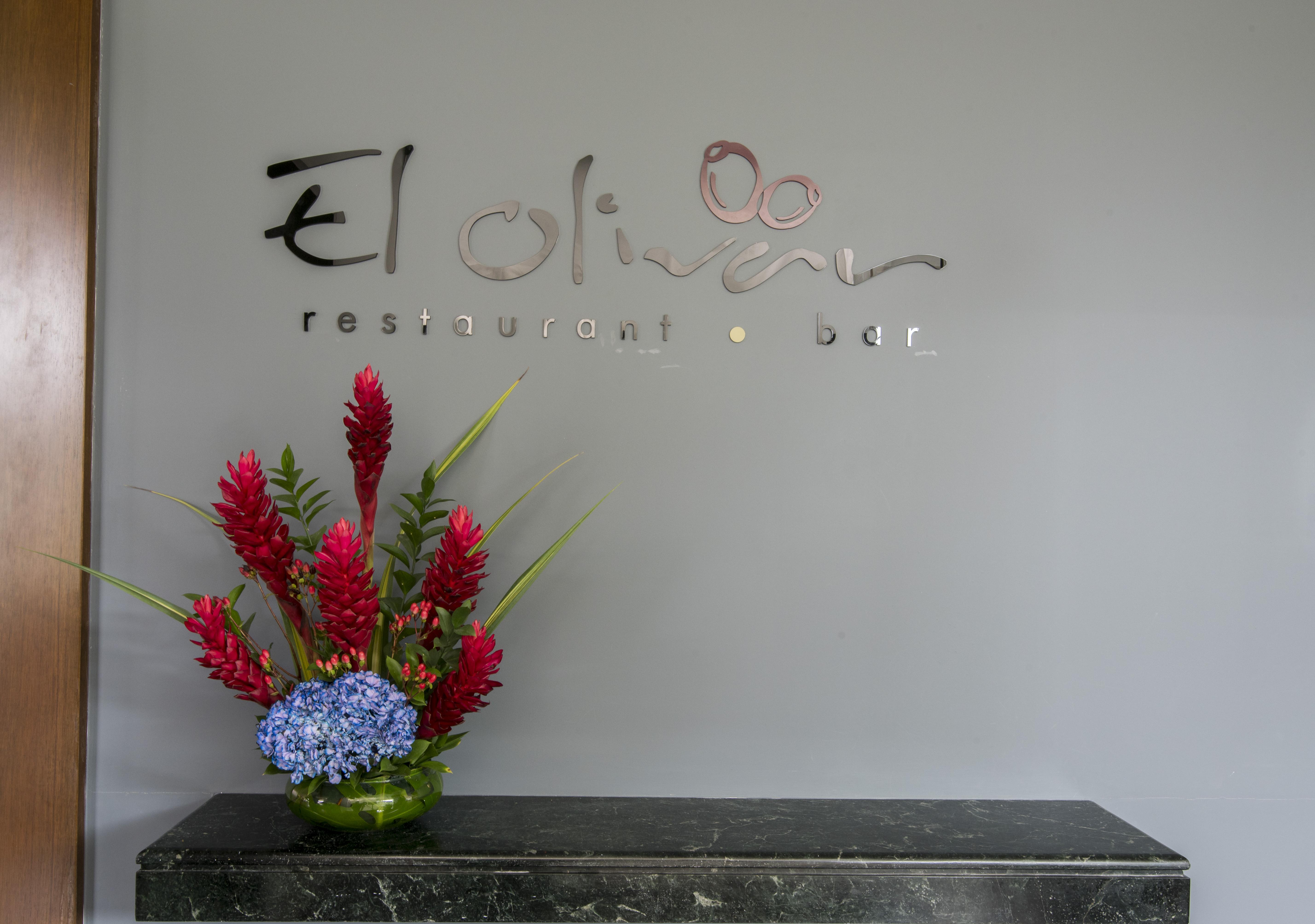Sonesta Hotel El Olivar Lima Ngoại thất bức ảnh Restaurant entrance
